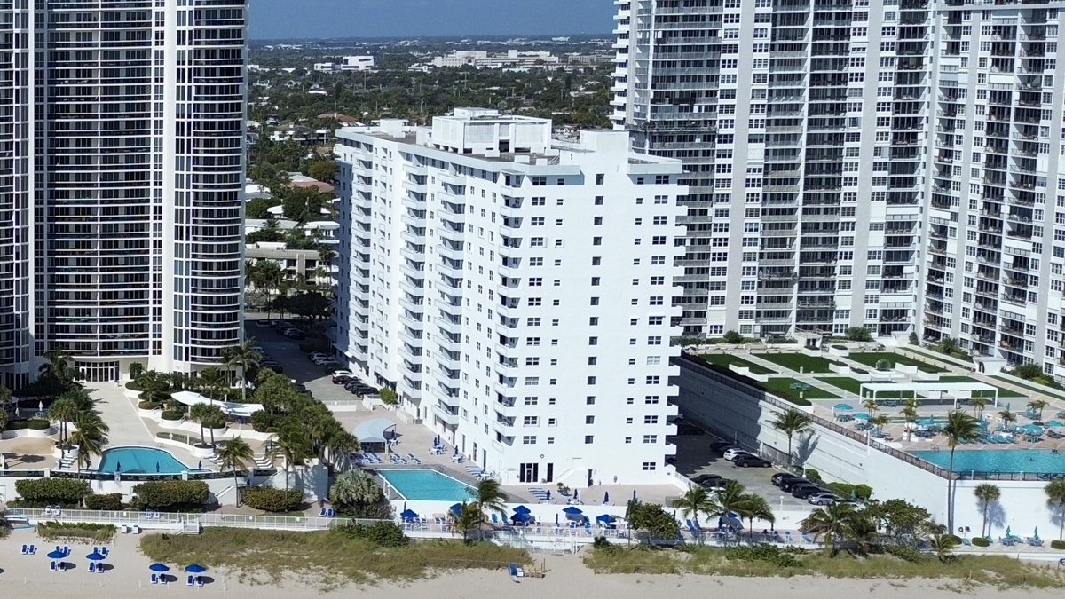 Galt Towers on Galt Ocean Mile